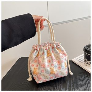 New Fresh Style Handbag for Women Sweet High Appearance Large Capacity Cute Commuter Versatile Nylon Cloth Bag Wholesale