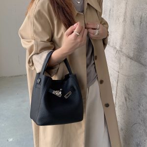 Togo Top Grain Leather Kelly Bucket Bag Minimalist Daily Commute Crossbody Handbag with Shoulder Strap and Organizer
