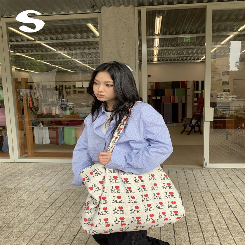 NO MORE Korean Commute Letter Heart Print Large Capacity Lightweight Casual Handbag Shoulder Bag - Image 3