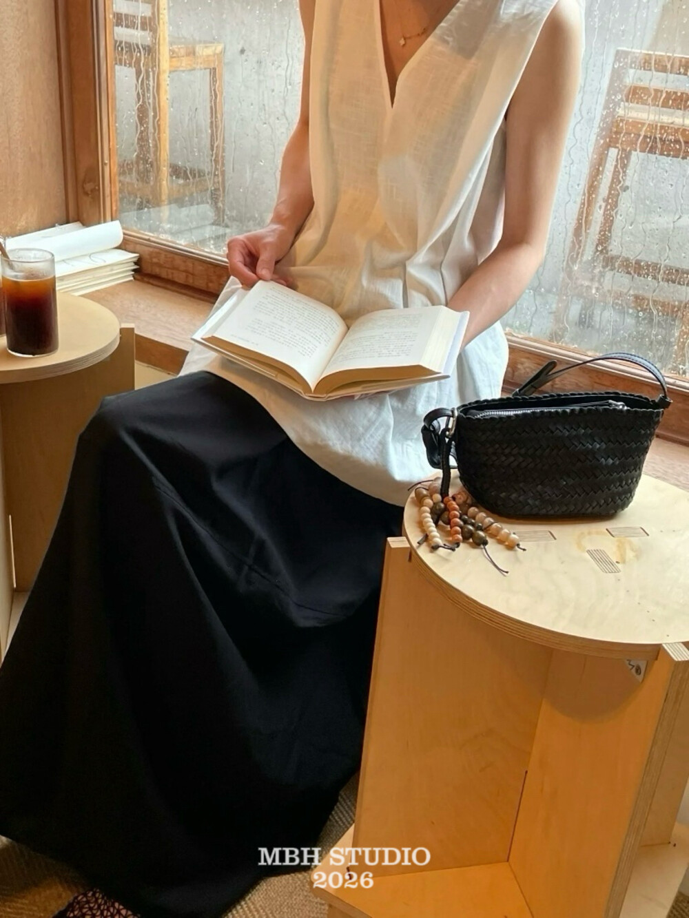 Handwoven Mini Boat Bag Resort Style Crossbody Shoulder Bag