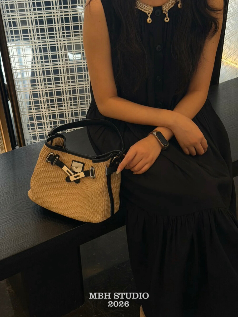 Raffia Woven Kelly Bag Summer Beach Vacation Bag Casual Color Block Crossbody Handbag with Shoulder Strap Storage Bag