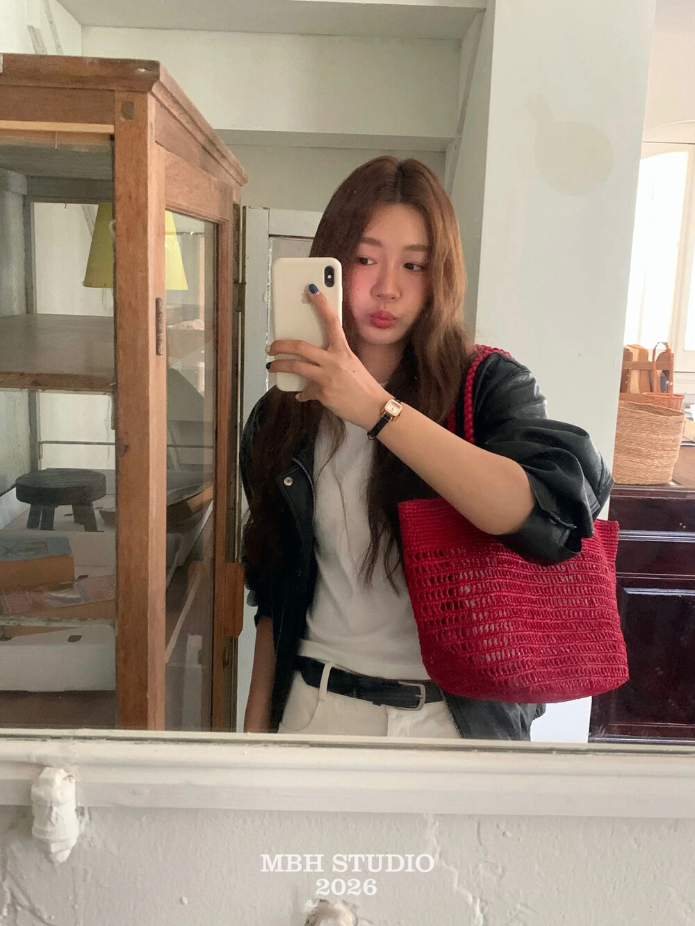 MBH French Vacation Style Red Raffia Woven Tote Bag Hollow Large Capacity Shoulder Bag